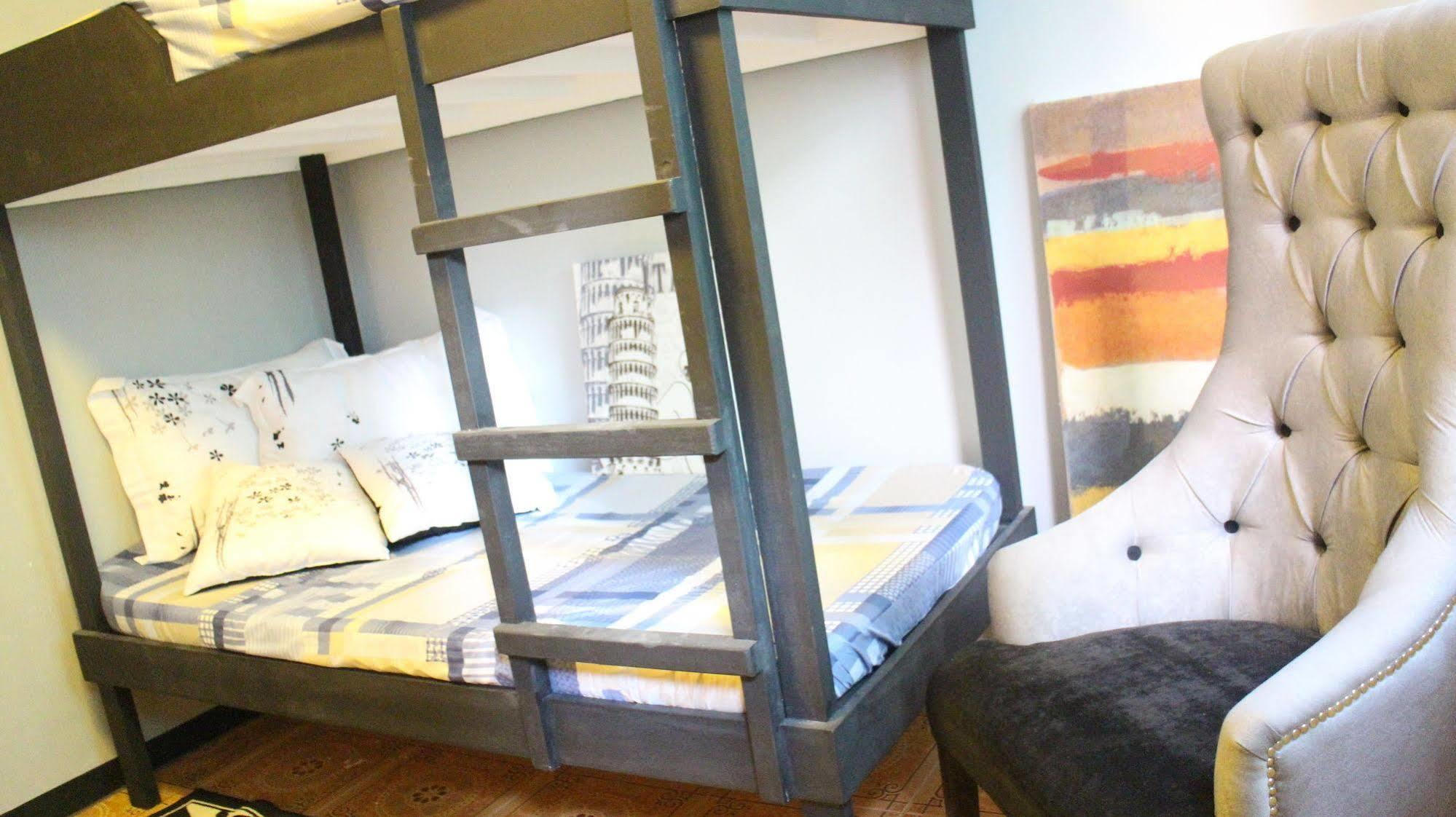 Urban Hostel Pasig City Exterior foto